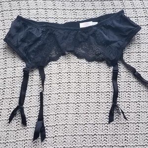 Victoria's Secret Silk & Lace Black Garter Belt